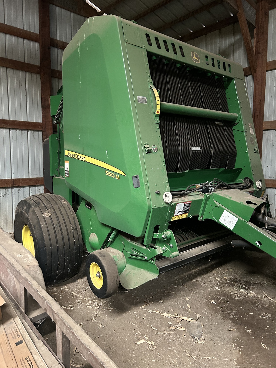 2018 John Deere 560M Image 2