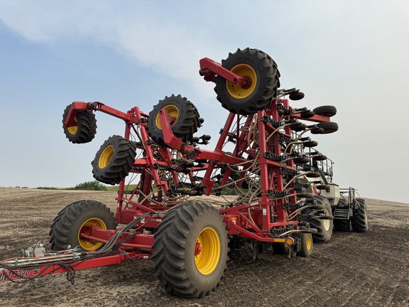 Used 2018 Bourgault 3320XTC Air Drills and Seeders at Horizon Ag & Turf in Vermilion, AB - Photo2