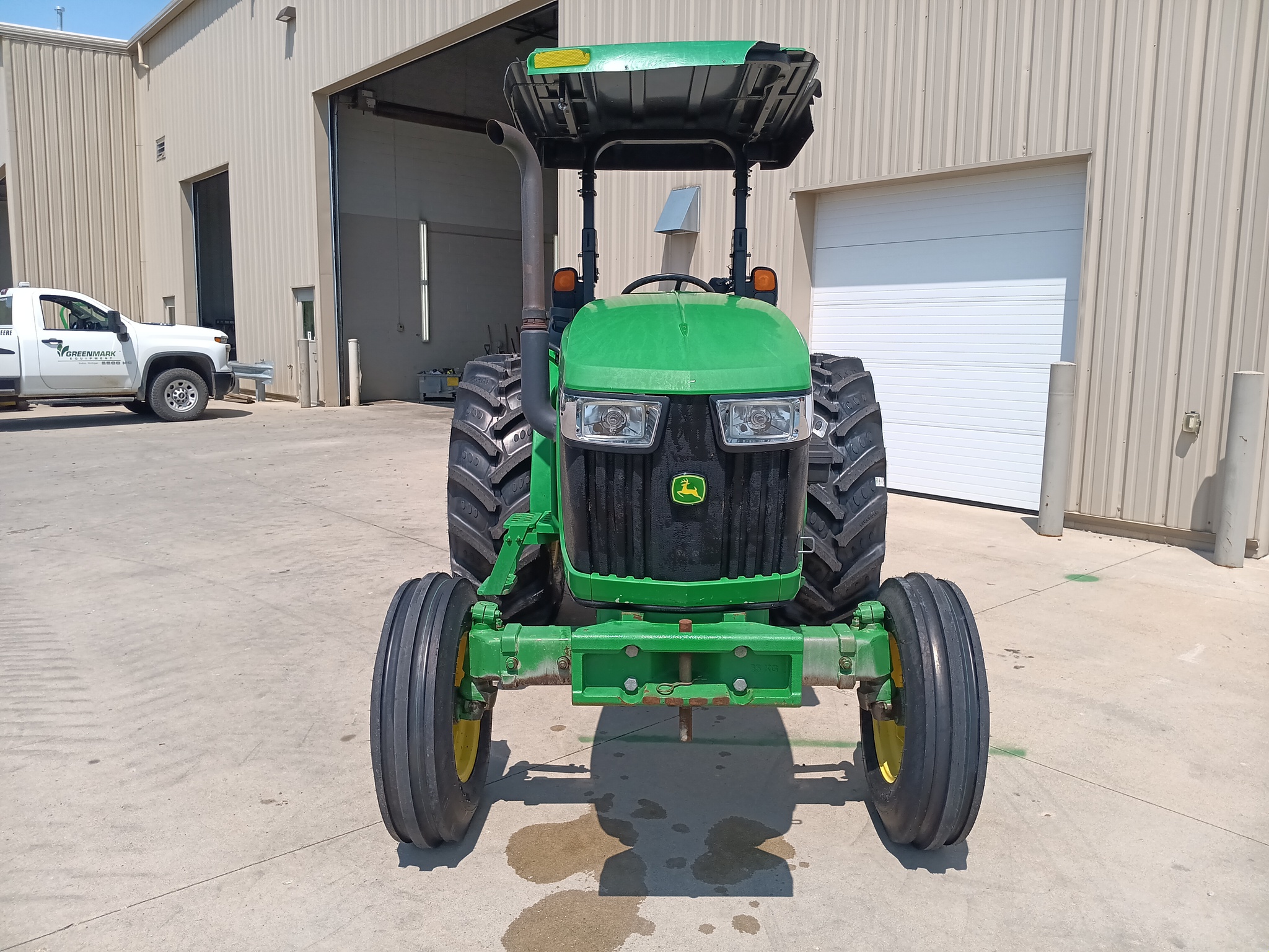 2016 John Deere 5075E Image 5