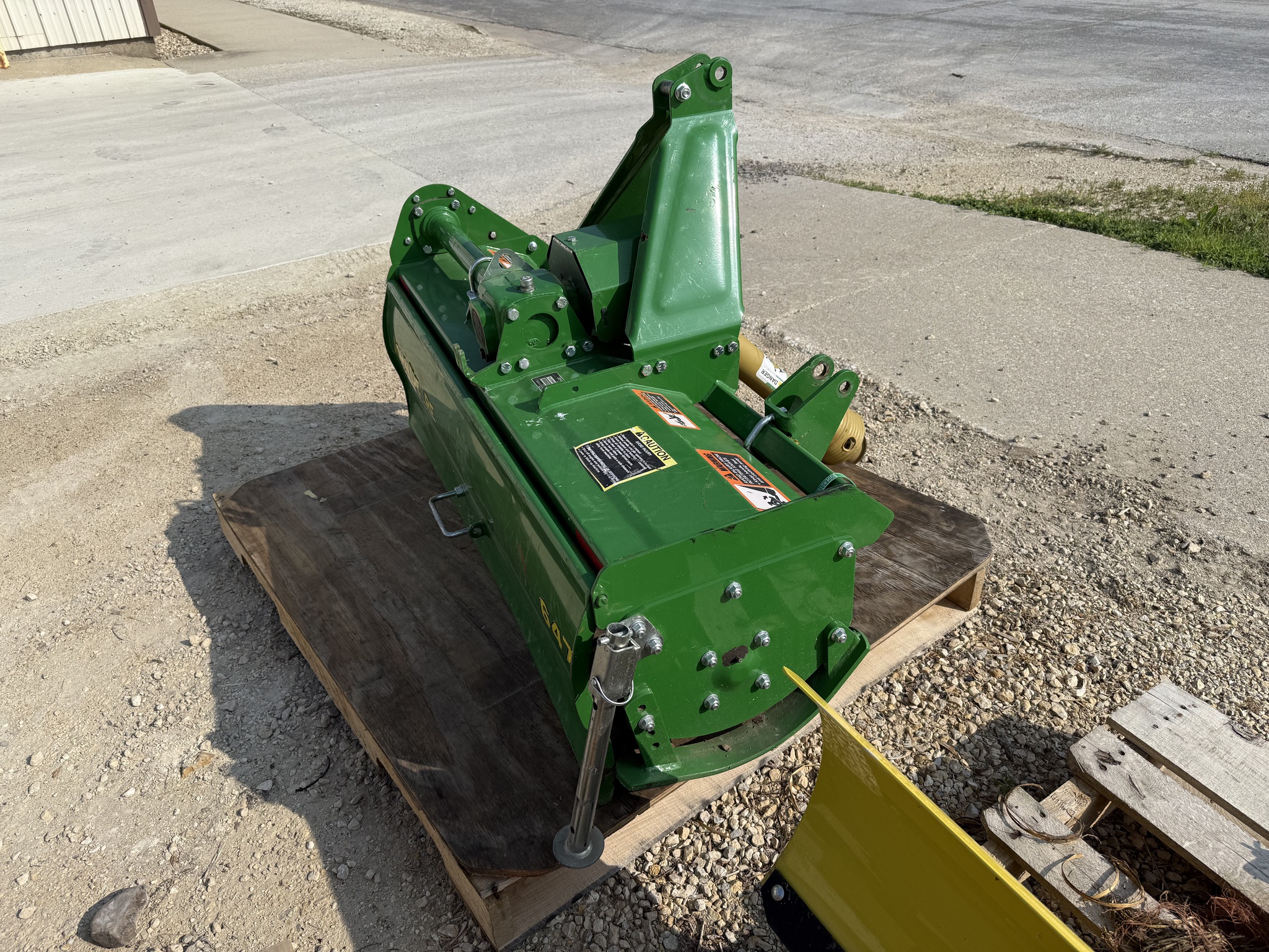 2019 John Deere 647 Image 7