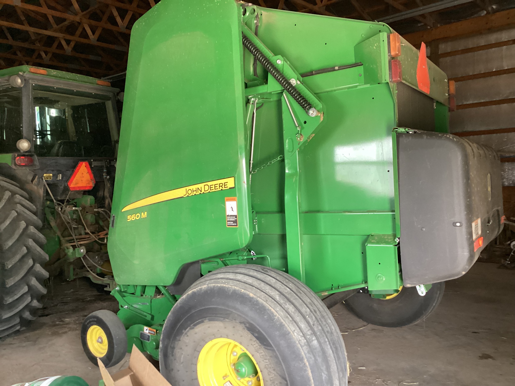 2020 John Deere 560M Image 5
