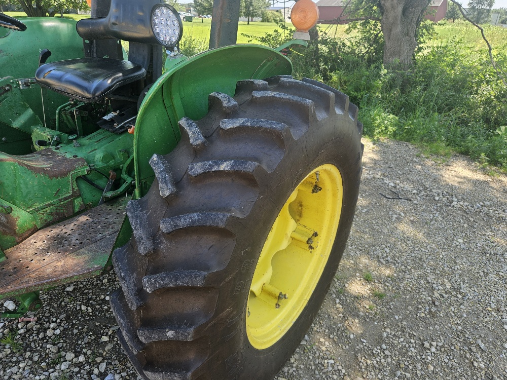 1992 John Deere 2155 Image 4