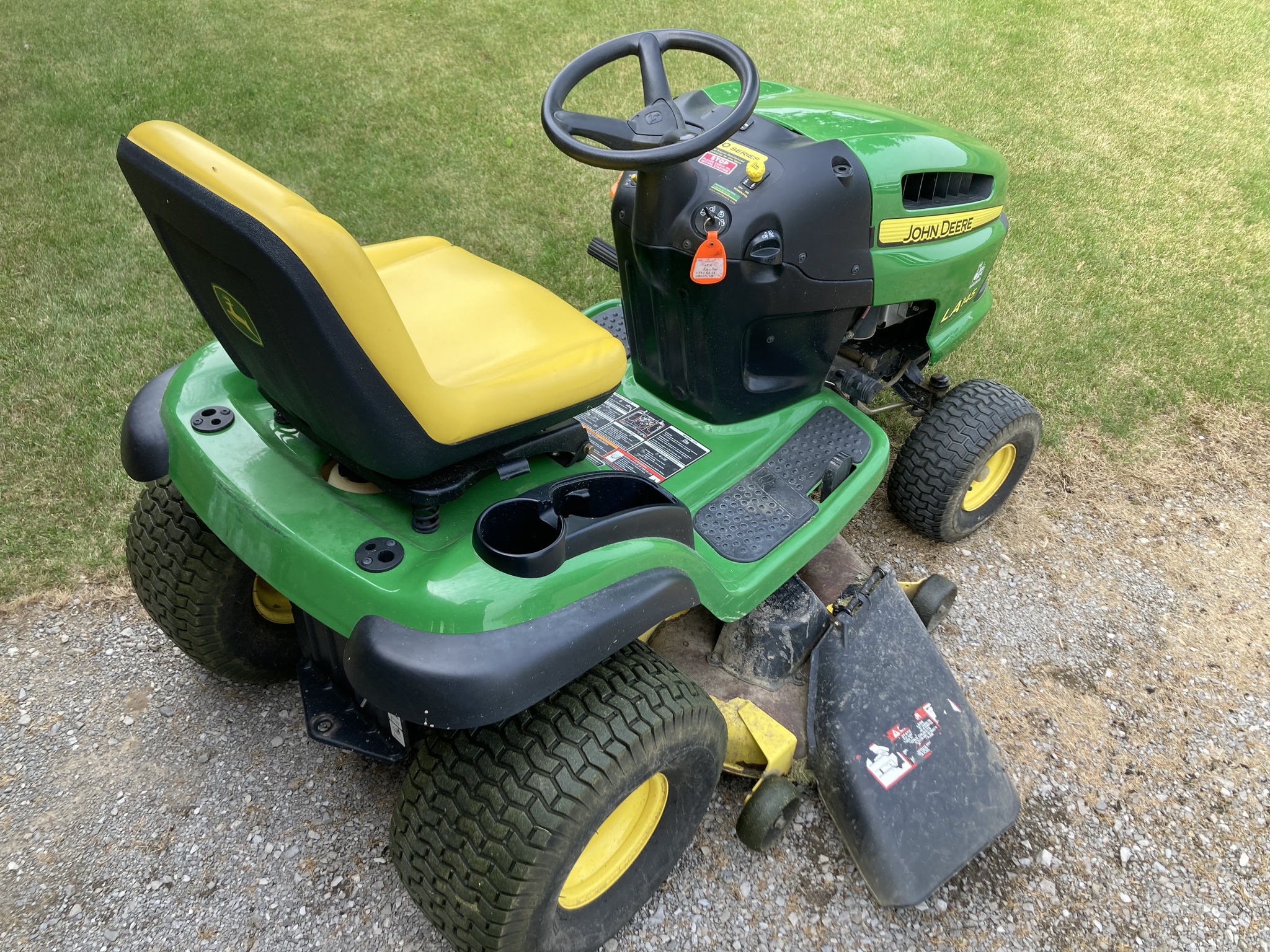 2010 John Deere LA145 Image 4