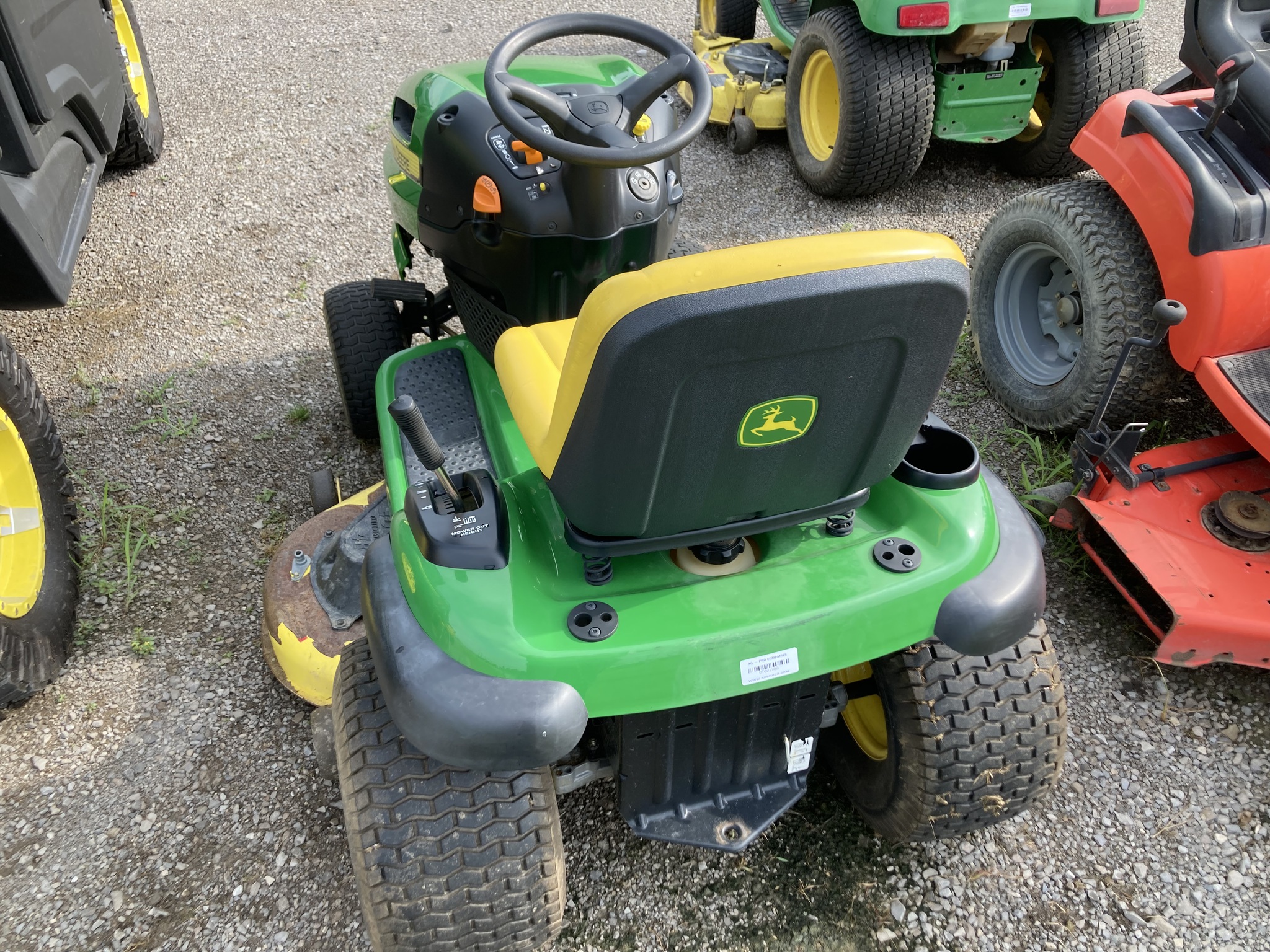 2010 John Deere LA145 Image 10