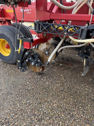Used 2017 Bourgault 3320 XTC 76'12