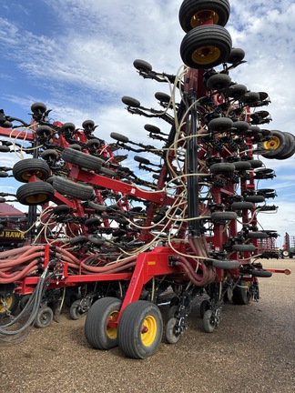 Used 2017 Bourgault 3320 XTC 76'12