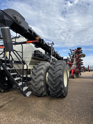 Used 2017 Bourgault 3320 XTC 76'12