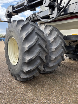 Used 2017 Bourgault 3320 XTC 76'12