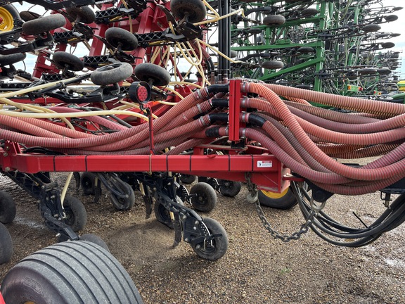 Used 2017 Bourgault 3320 XTC 76'12