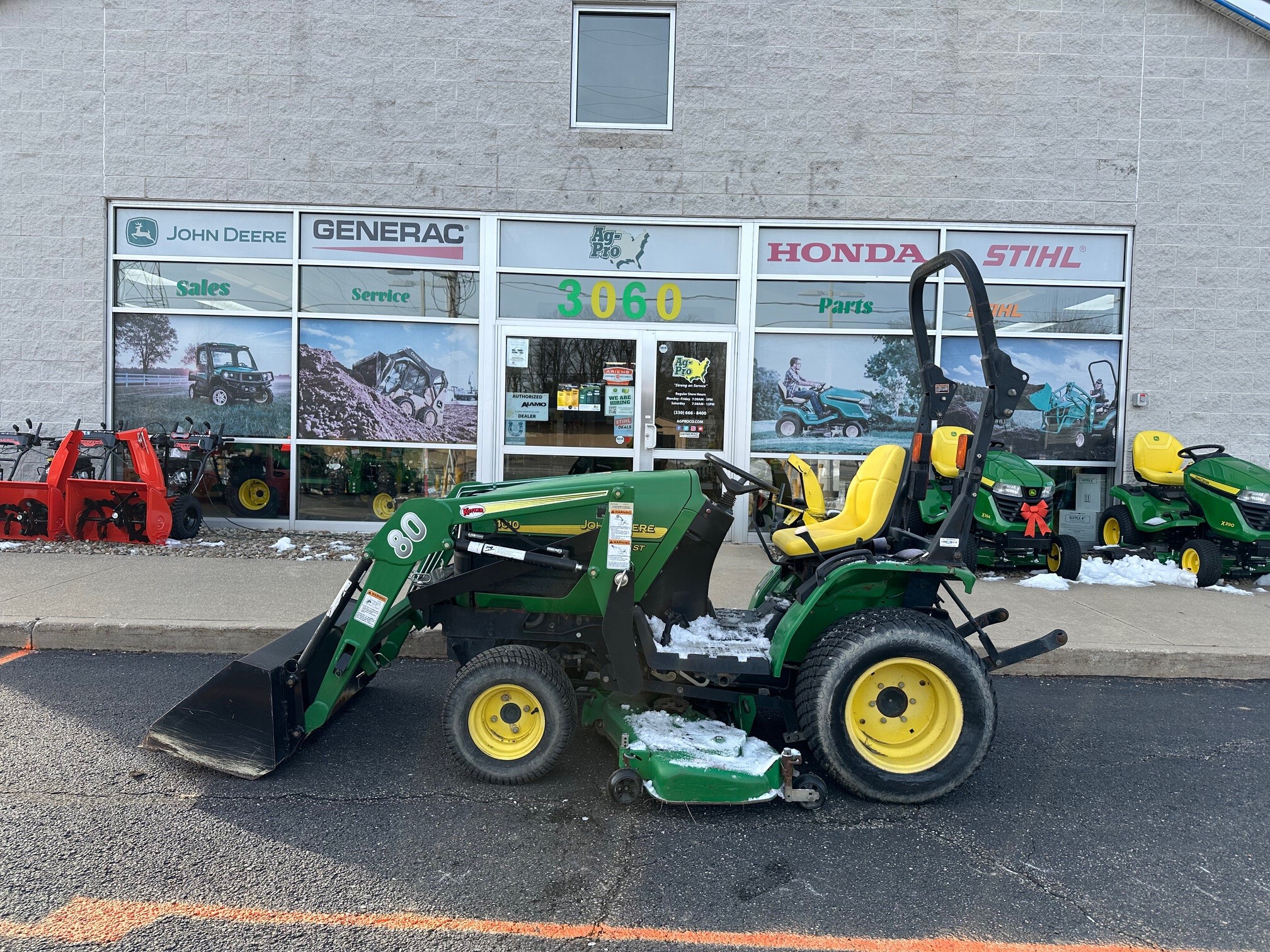 2004 John Deere 4010 Image 2