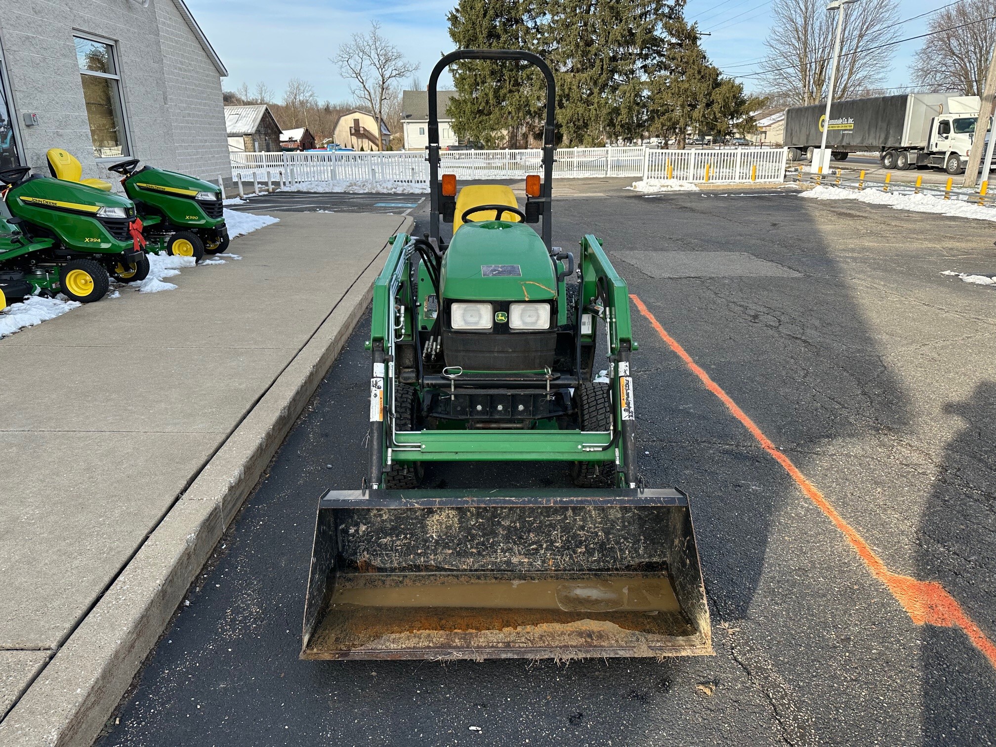 2004 John Deere 4010 Image 5