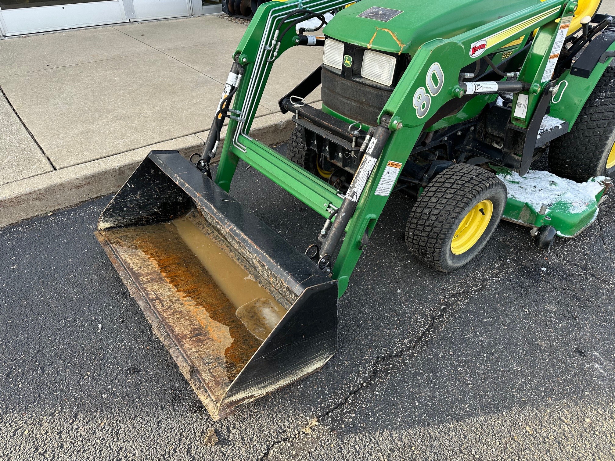 2004 John Deere 4010 Image 6