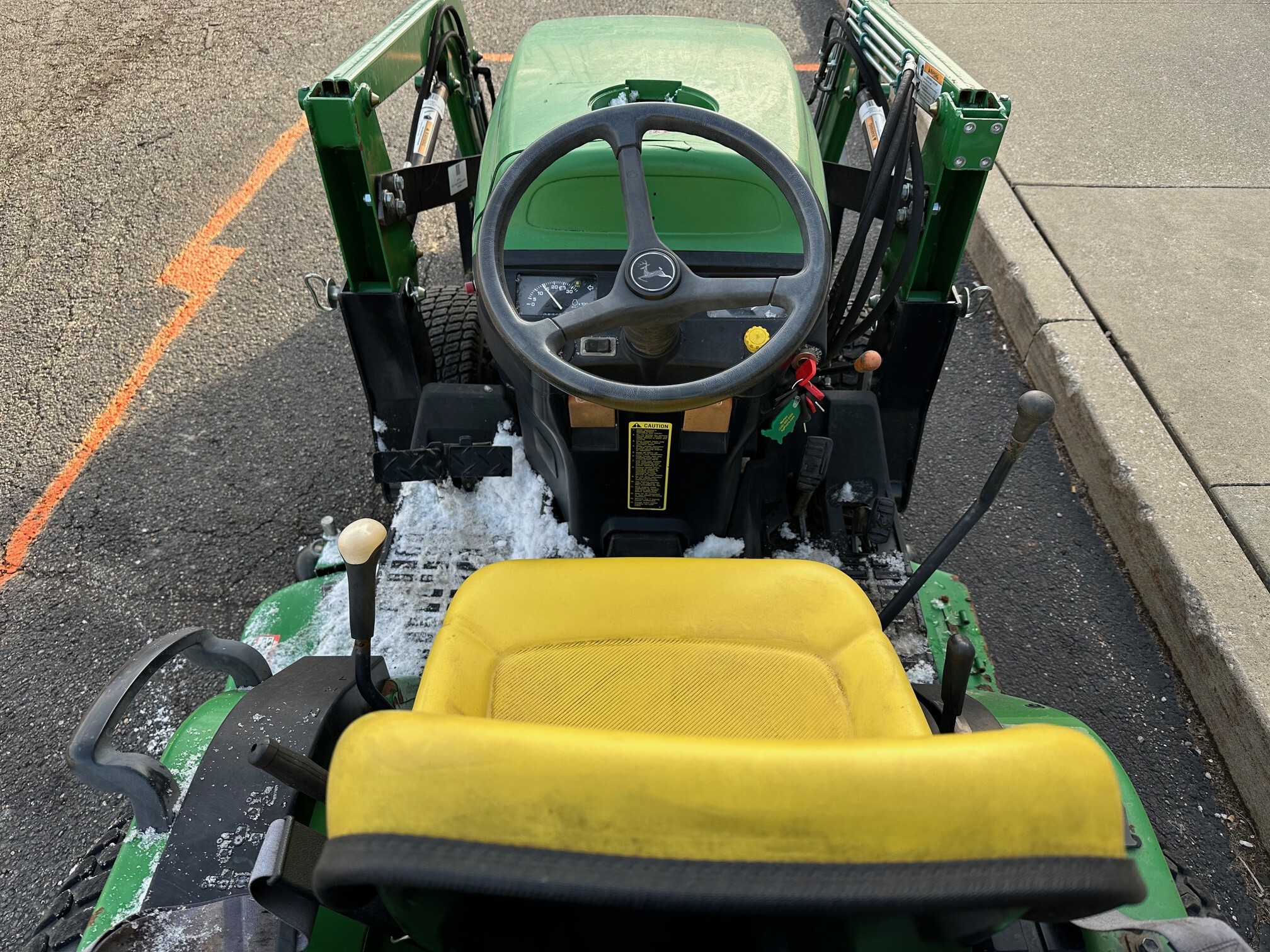 2004 John Deere 4010 Image 8
