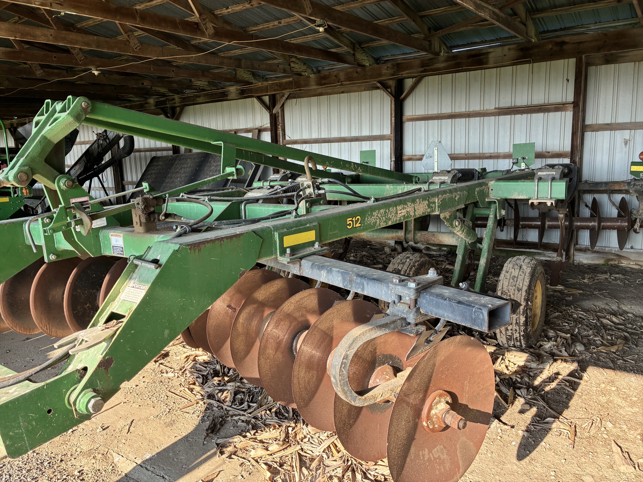 2008 John Deere 512 Image 3