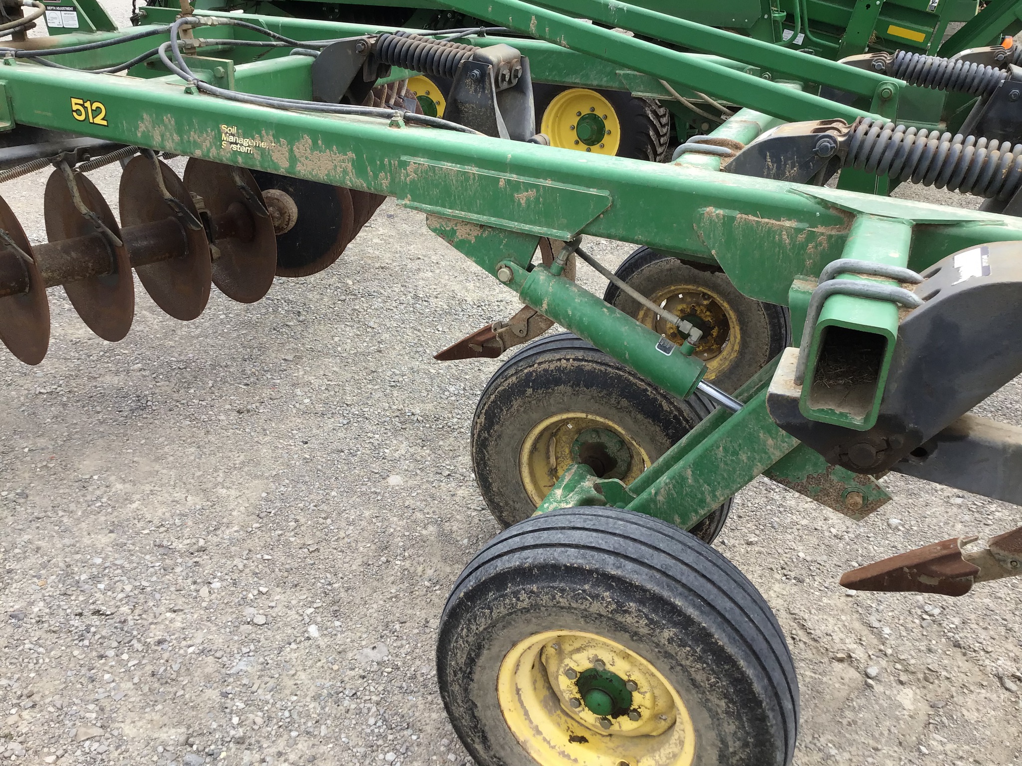 2008 John Deere 512 Image 7