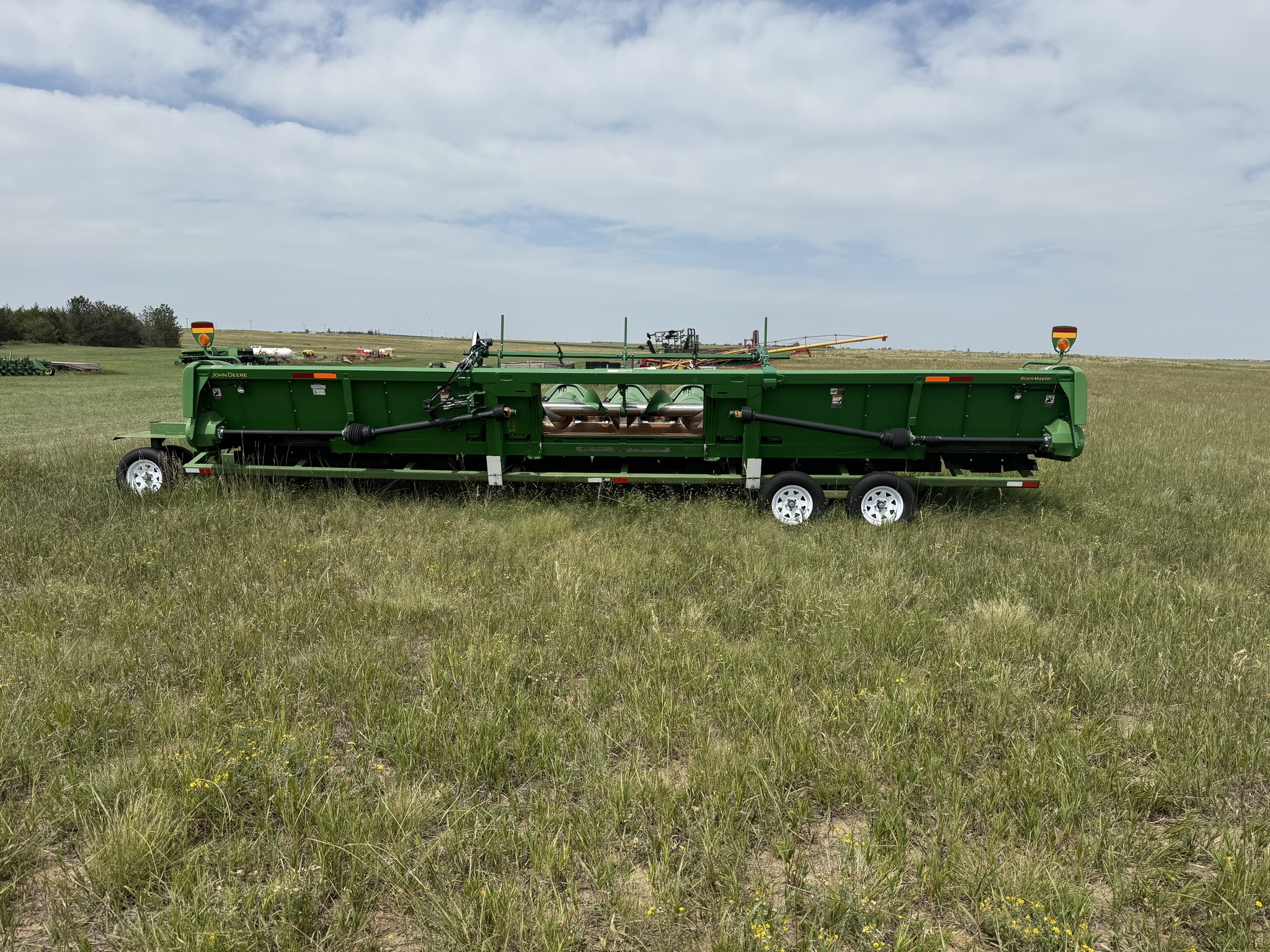 2012 John Deere 612C Image 1