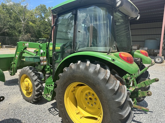 2016 John Deere 5075E Photo 3