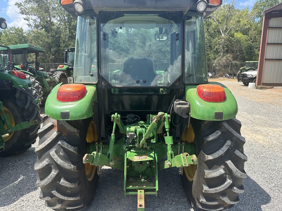 2016 John Deere 5075E Photo 6