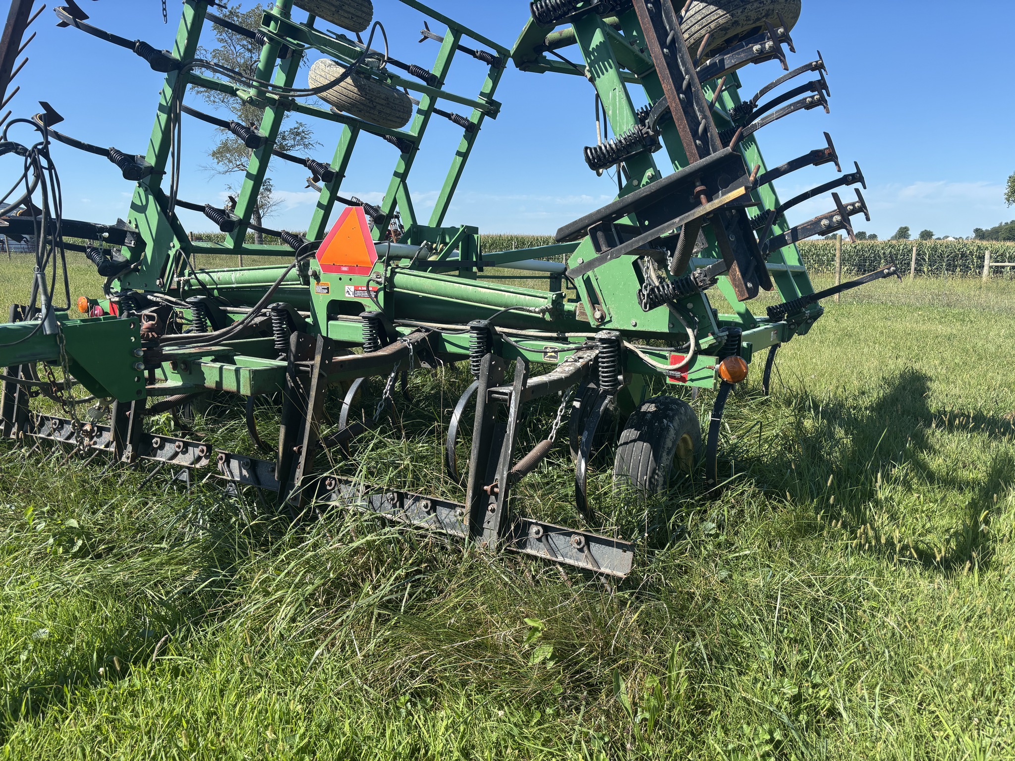 1996 John Deere 980 Image 5