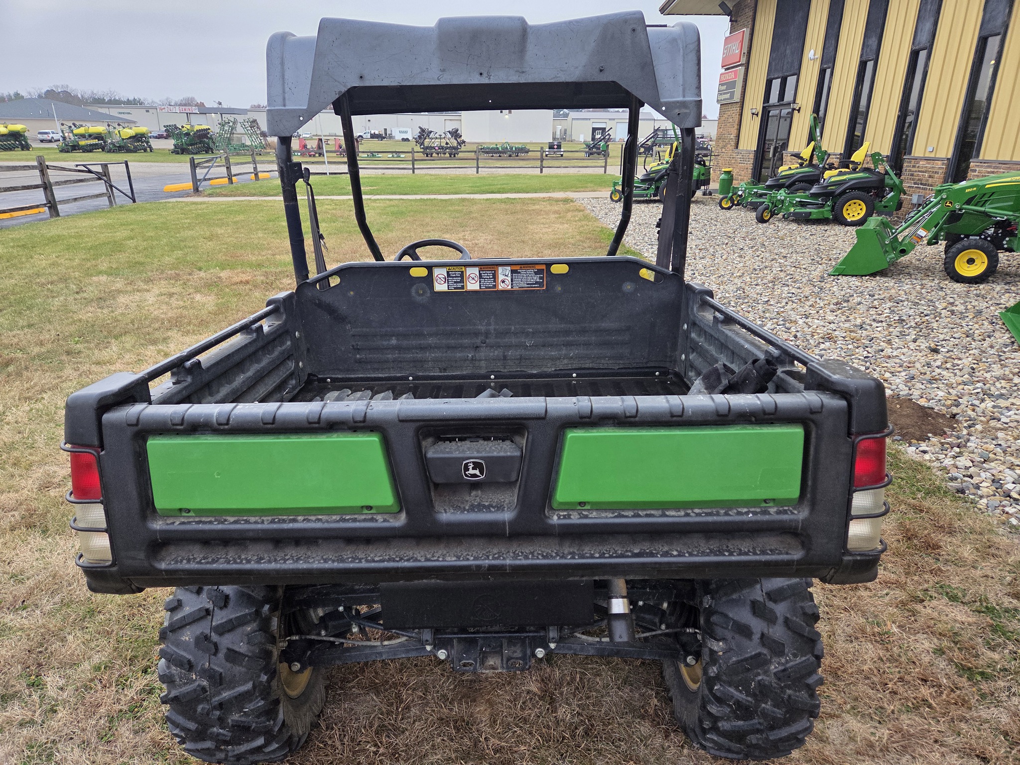  2015 John Deere XUV 825I GREEN at Heritage Tractor in Geneseo, IL