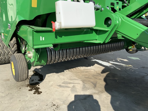 Used 2022 John Deere C451R Round Balers at Horizon Ag & Turf in Edmonton West, AB - Photo6