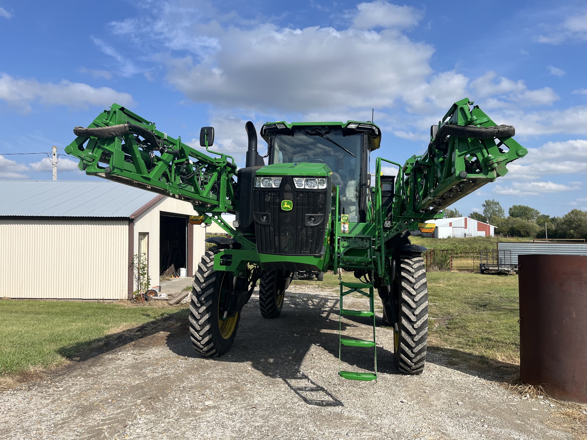  2024 John Deere 410R at Heritage Tractor in Seneca, KS