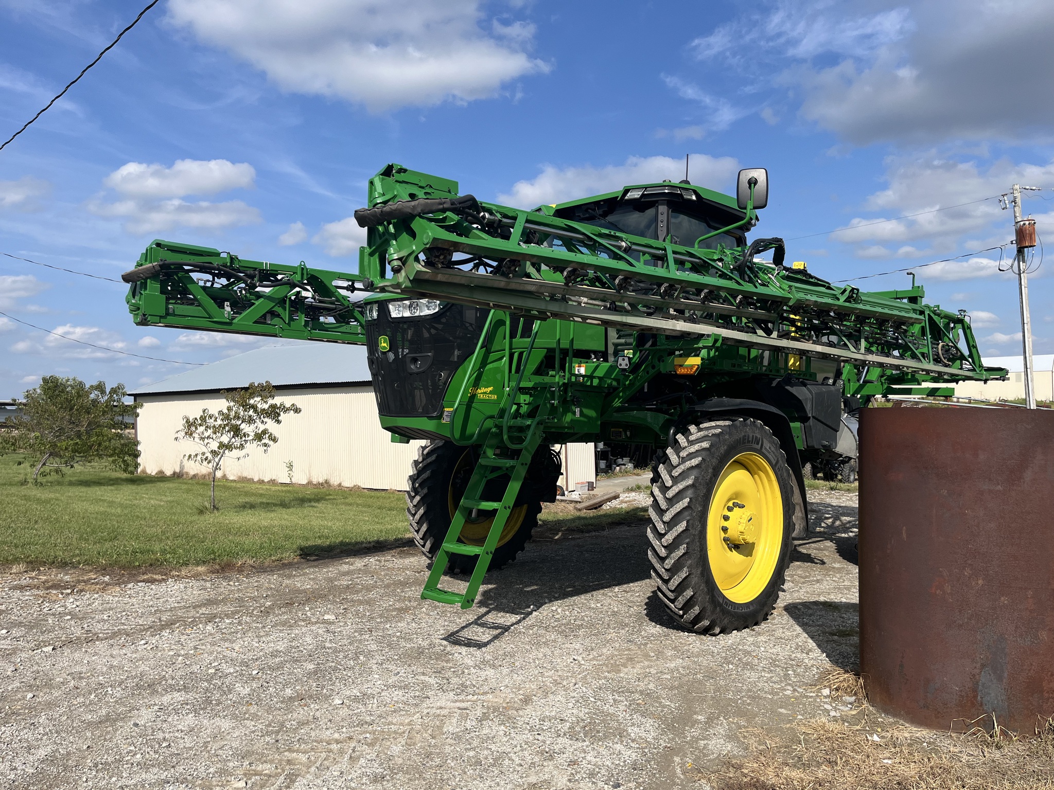  2024 John Deere 410R at Heritage Tractor in Seneca, KS