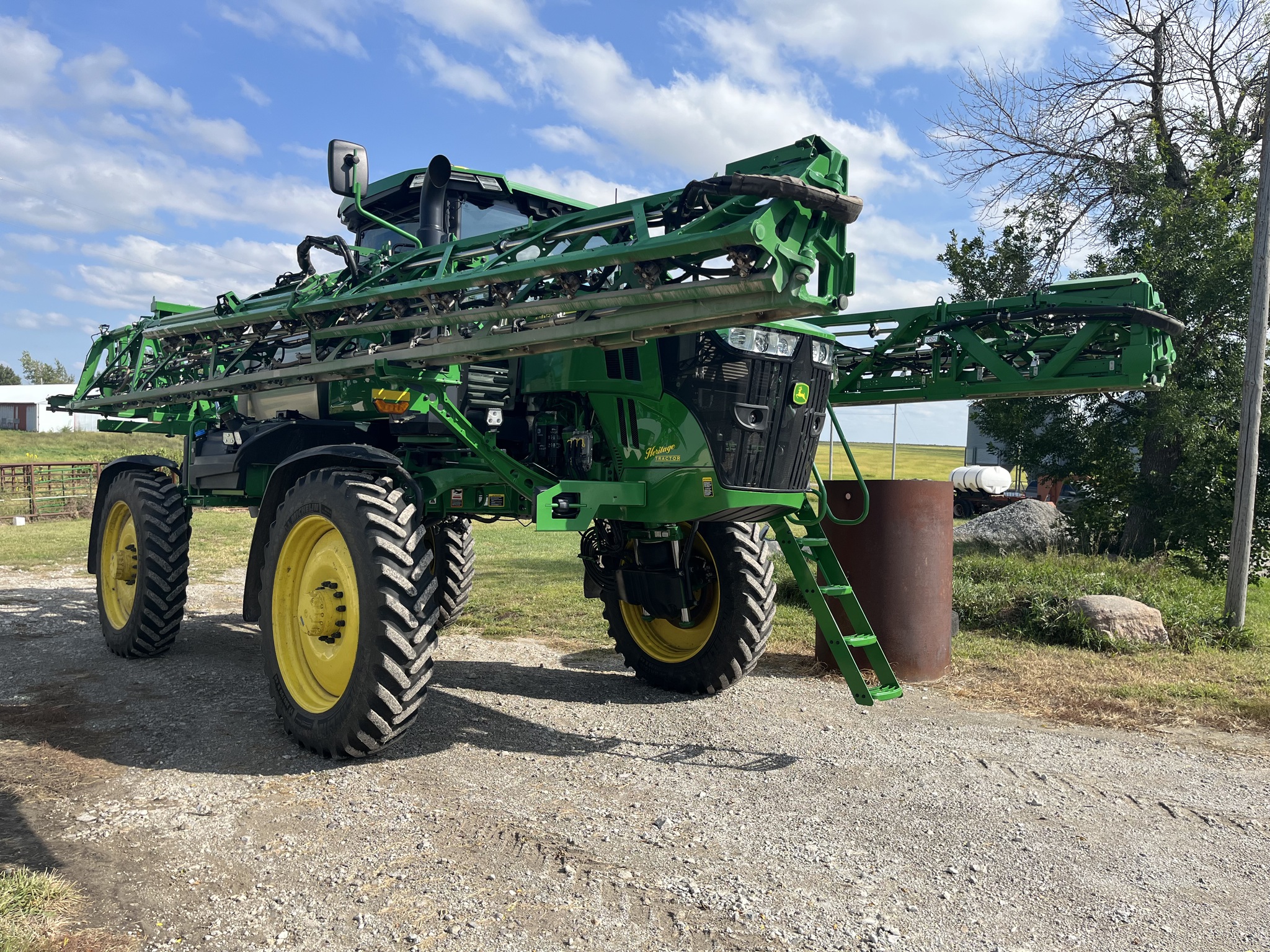  2024 John Deere 410R at Heritage Tractor in Seneca, KS