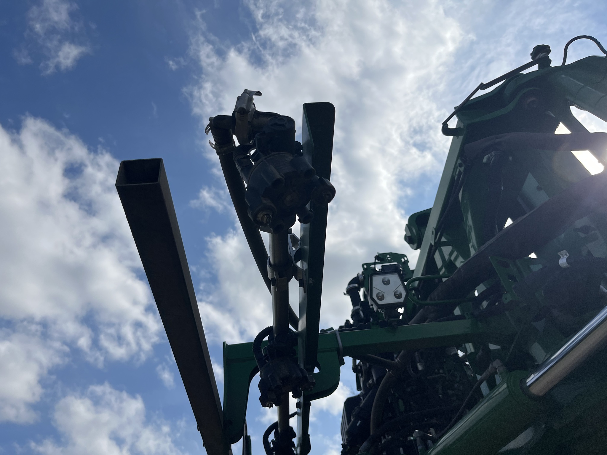  2024 John Deere 410R at Heritage Tractor in Seneca, KS