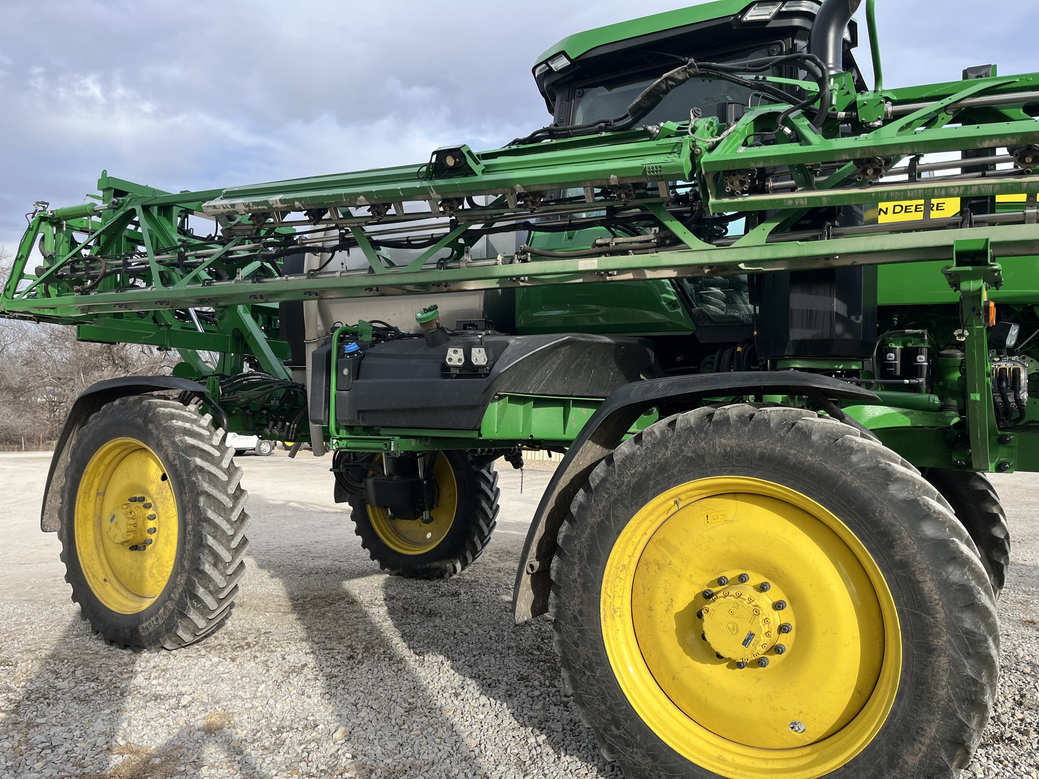  2024 John Deere 410R at Heritage Tractor in Seneca, KS