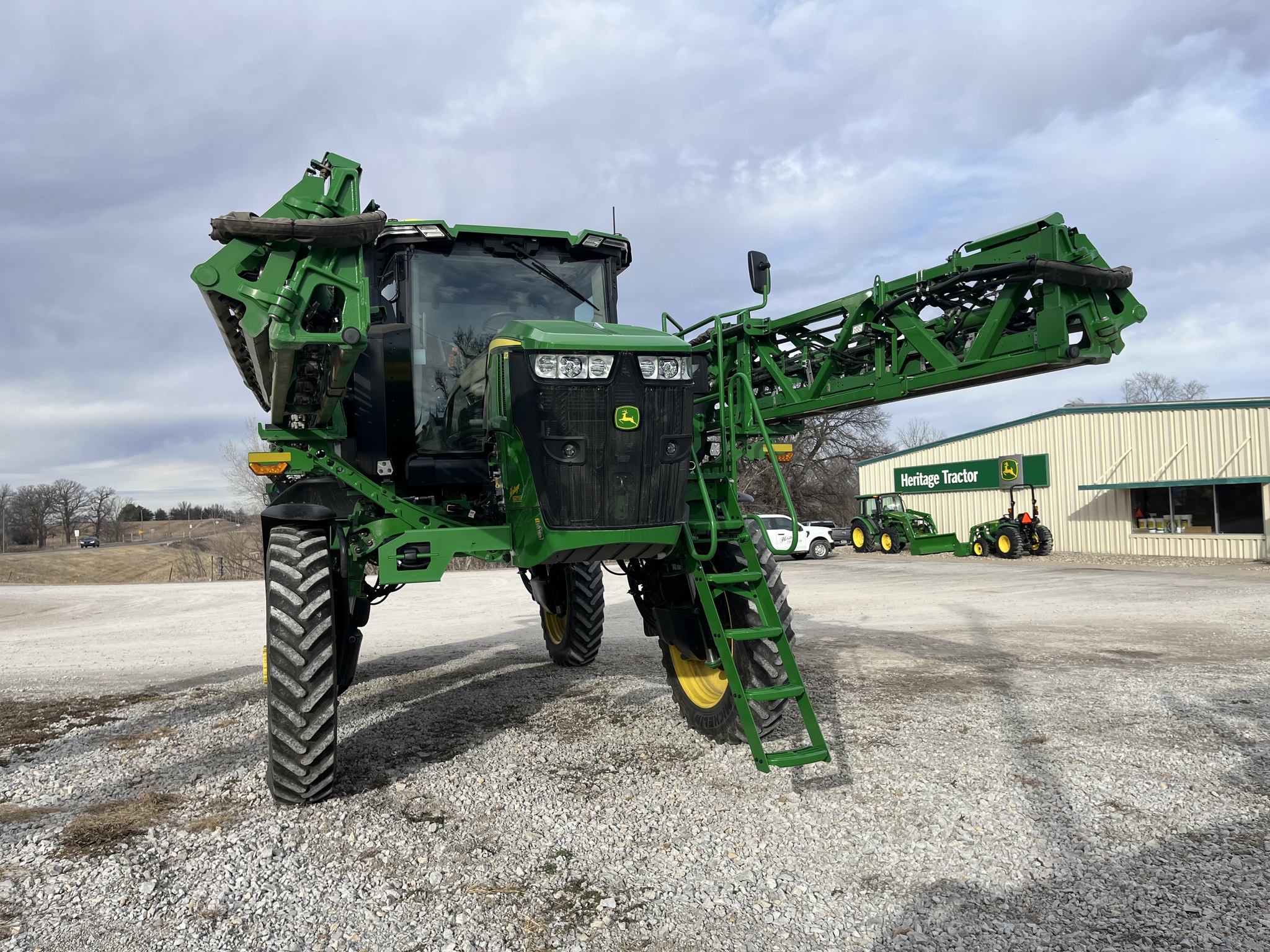  2024 John Deere 410R at Heritage Tractor in Seneca, KS