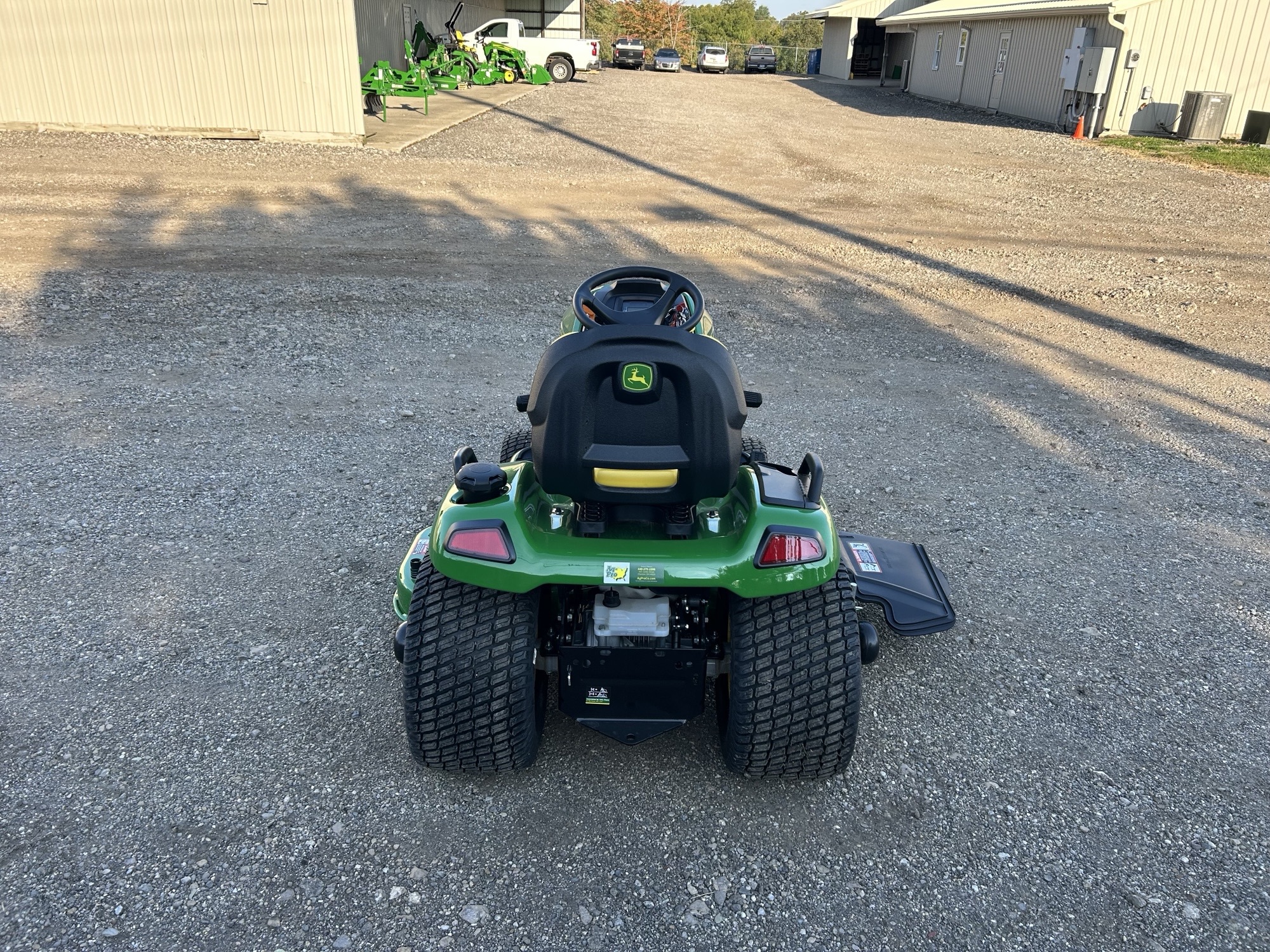 2025 John Deere X570 Image 5