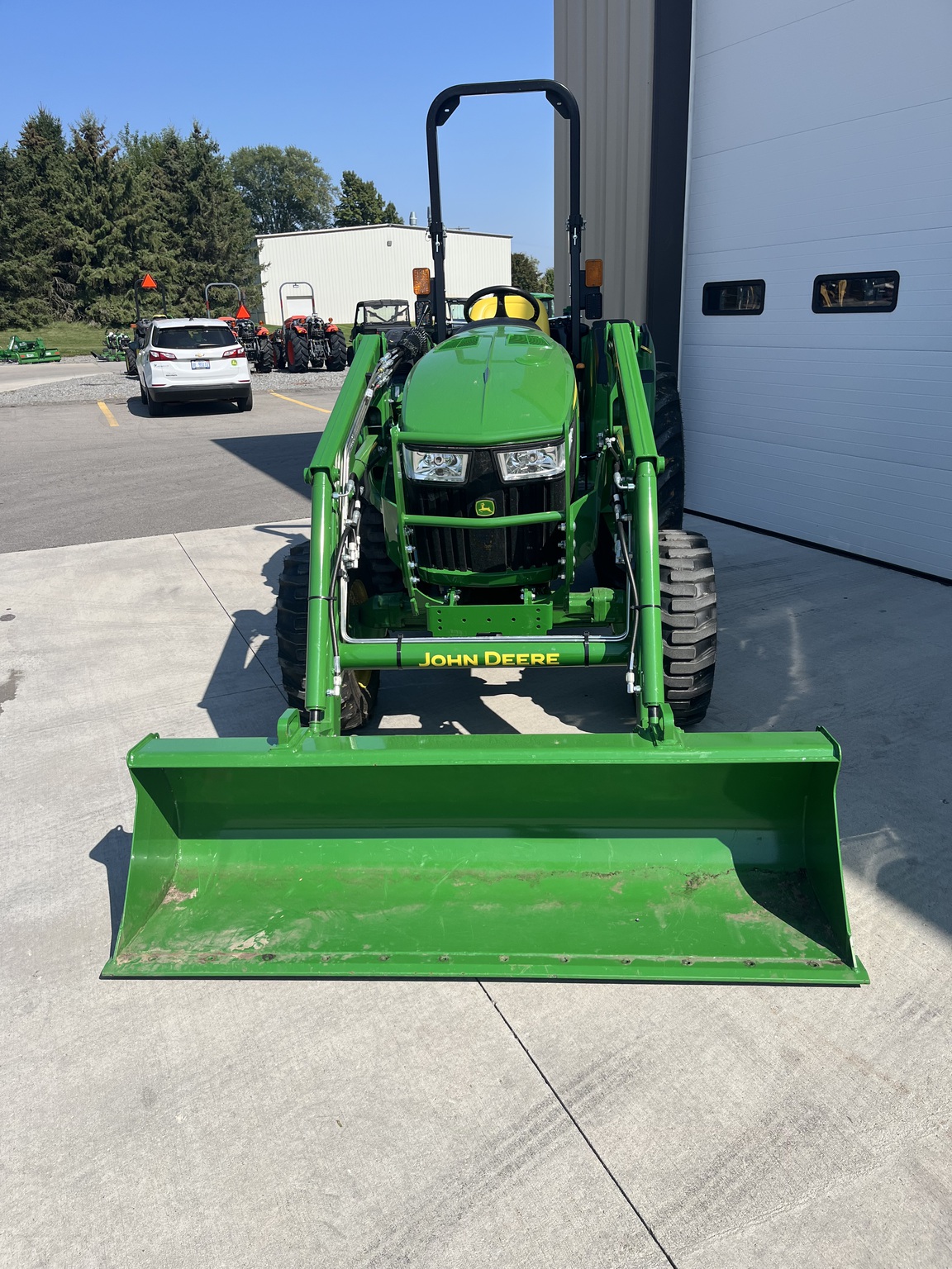 2024 John Deere 4044M Image 3