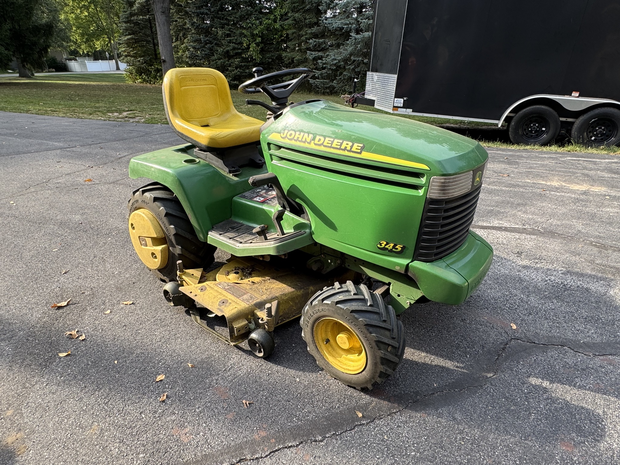 1998 John Deere 345 Image 1