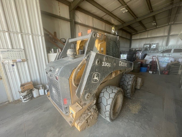 2018 John Deere 330G Image 1