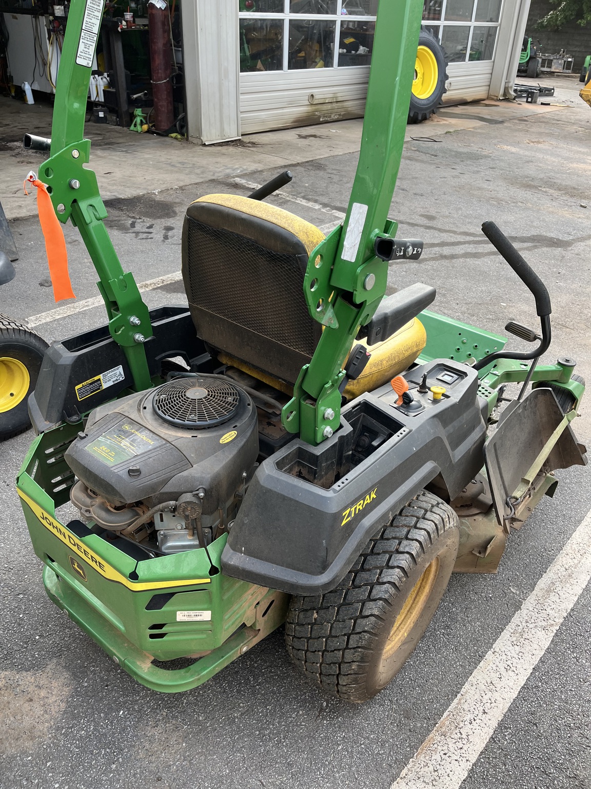 2024 John Deere Z515E Image 5