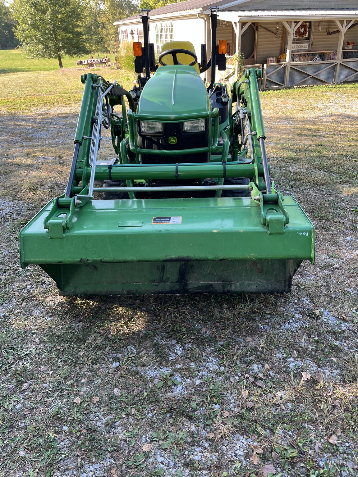2014 John Deere 1025R Image 1