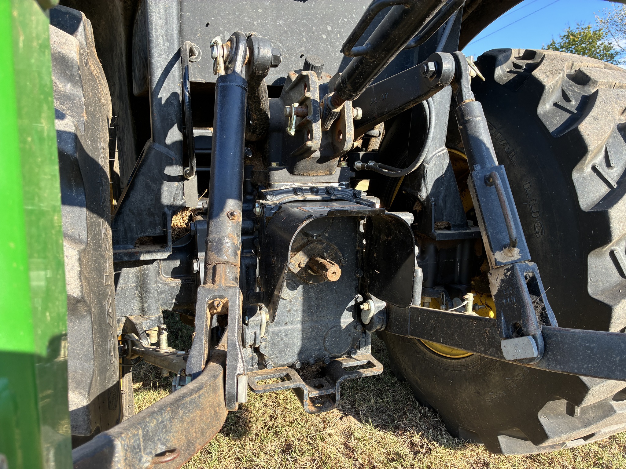 2012 John Deere 3520 Image 7