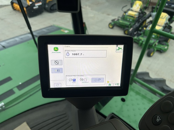 2021 John Deere W235 (22nd thumbnail)