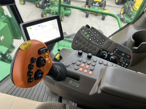 2021 John Deere W235 (15th thumbnail)