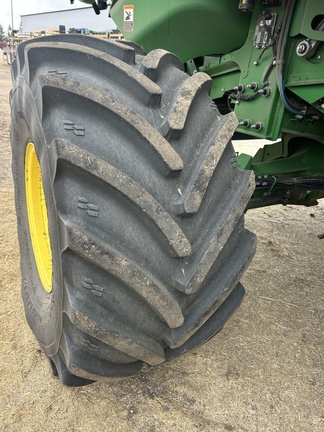 Used 2024 John Deere X9 1100 Combines at Horizon Ag & Turf in Westlock, AB - Photo18