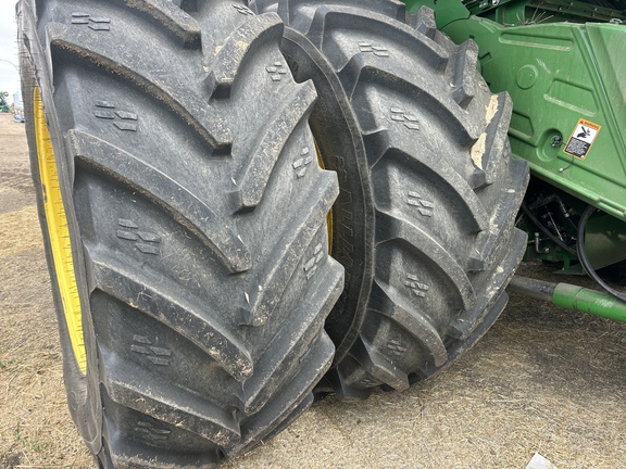 Used 2024 John Deere X9 1100 Combines at Horizon Ag & Turf in Westlock, AB - Photo17