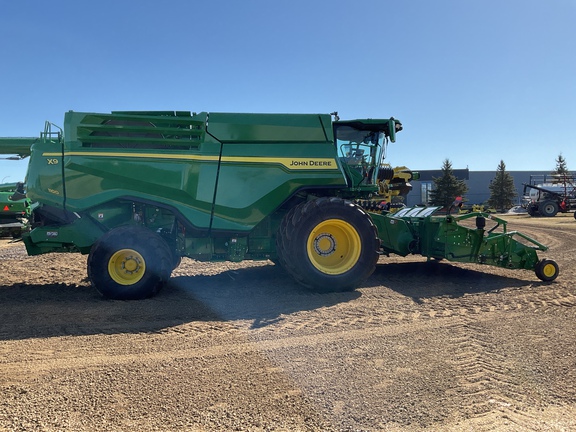 Used 2024 John Deere X9 1100 Combines at Horizon Ag & Turf in Westlock, AB - Photo7