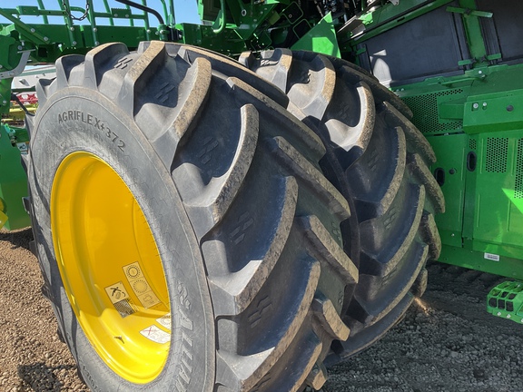 Used 2024 John Deere X9 1100 Combines at Horizon Ag & Turf in Westlock, AB - Photo23