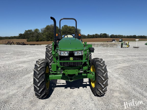 Photo of 2024 John Deere 5067E