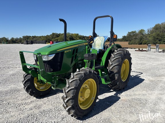 Photo of 2024 John Deere 5067E