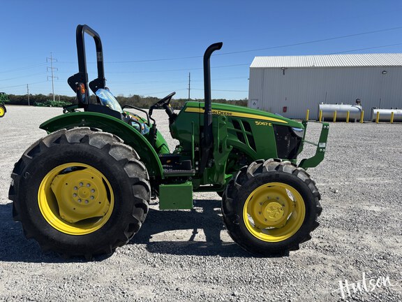 Photo of 2024 John Deere 5067E