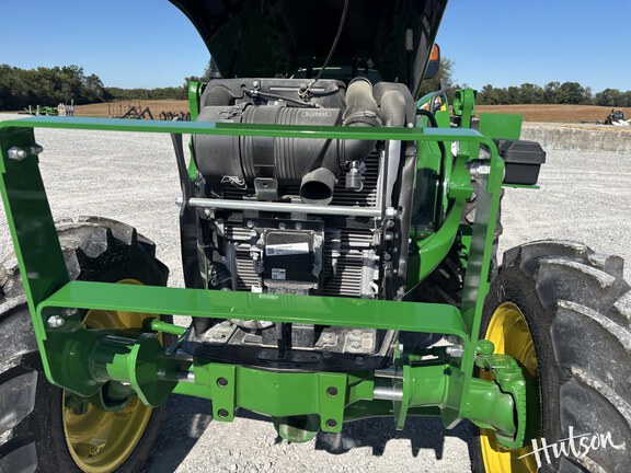 Photo of 2024 John Deere 5067E