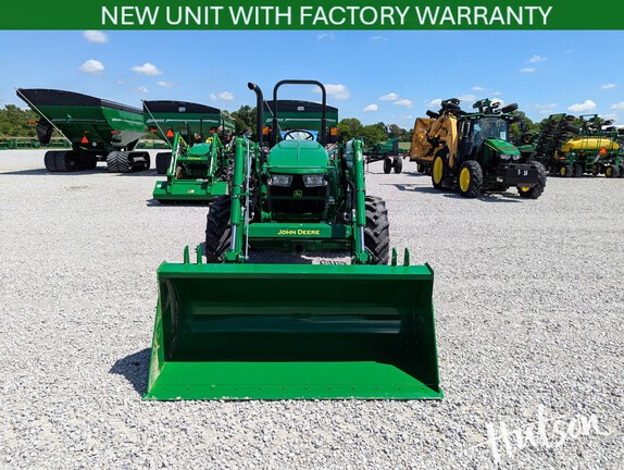 Photo of 2024 John Deere 5067E