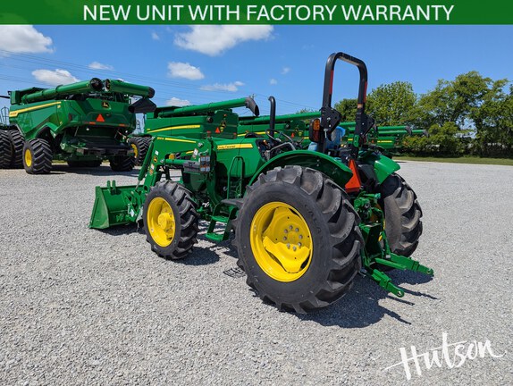Photo of 2024 John Deere 5067E